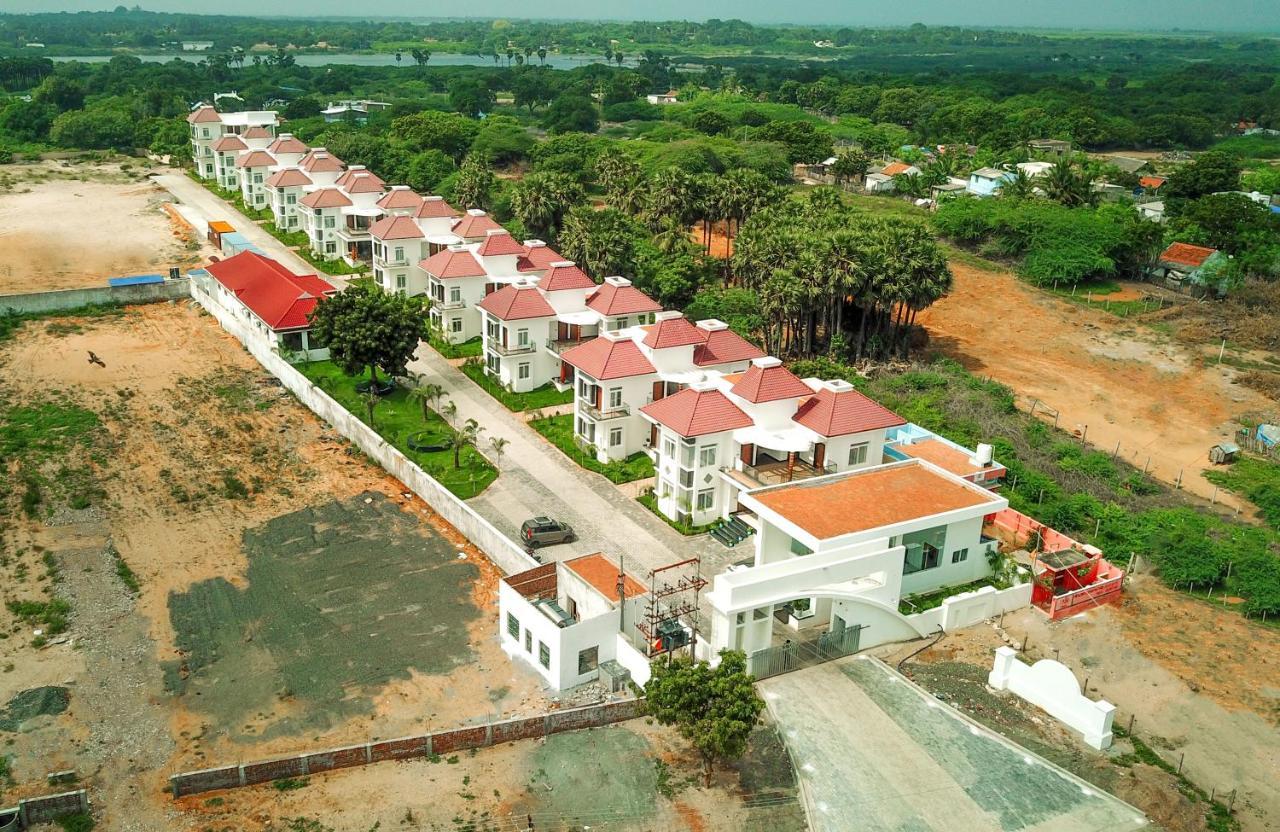 Seven Hills Pamban Island Resort Rāmeswaram Exteriör bild